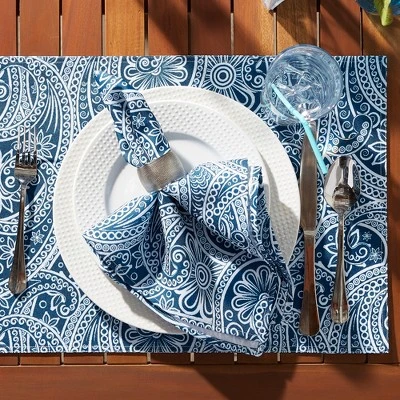 Design Imports Blue Paisley Print Outdoor Placemat Set/6 3 Design Imports Blue Paisley Print Outdoor Placemat Set/6 - Image 3