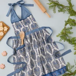 Design Imports Blue Ophelia Apron -Design Imports GUEST 25a2e601 4e54 4816 8e6a 26108cca7ab7