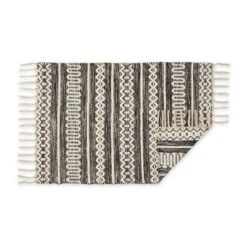 Design Imports Chenille Doodle Lines Rug - Black - 2 X 3 Ft