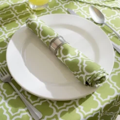 Design Imports Green Lattice Outdoor Tablecloth With Zipper 60X120 -Design Imports GUEST 4d759144 3349 4ded b8f6 037857a282d9