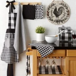 Design Imports Black/White Gingham Apron 11 Design Imports Black/White Gingham Apron -Design Imports GUEST 53d0e35f 117e 4fe3 964c bc2b212f6a3a