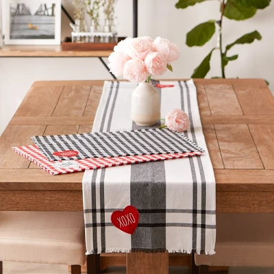 Design Imports Love & Xoxo Checkers Embellished Placemats Set/4 6 Design Imports Love & Xoxo Checkers Embellished Placemats Set/4 - Image 6