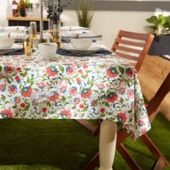Design Imports Garden Floral Print Outdoor Tablecloth With Zipper 60X84 -Design Imports GUEST 6b173da8 5791 4746 a363 f1224e6aaaf1