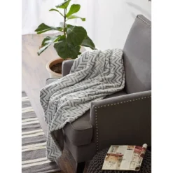 50"x60" Chevron Plush Throw Blanket - Design Imports -Design Imports GUEST 7684cdda 09ac 4b12 a1f9 34128e10598f