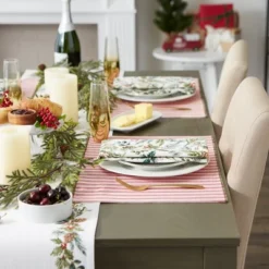 Design Imports Heritage Holiday Sprigs Reversible Embellished Placemat Set/4 -Design Imports GUEST 7b5335db b801 49ac b055 61bcaa7daa95