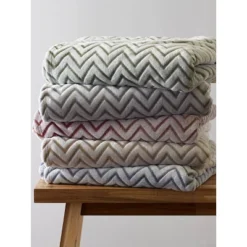 50"x60" Chevron Plush Throw Blanket - Design Imports -Design Imports GUEST a40eac84 3f7a 4281 a122 26dc5196b004