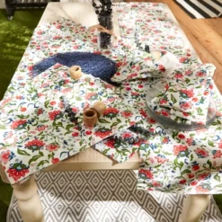 Design Imports Garden Floral Print Outdoor Tablecloth 60X120 15 Design Imports Garden Floral Print Outdoor Tablecloth 60X120 -Design Imports GUEST ac5ea5b1 6340 4f8b 9827 483f9f335bfd