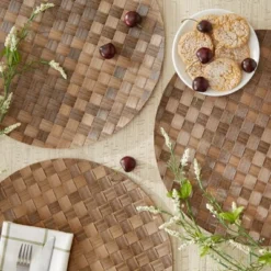 Design Imports Leather Brown Basketweave Round Woven Placemat Set/4 -Design Imports GUEST b800f4e0 1775 4124 accc 24d0d6f26f2a