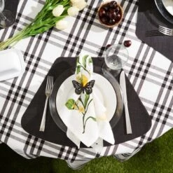 DII PVC Solid Round Table Placemat Set 6 Piece, Black, 13x18.75"