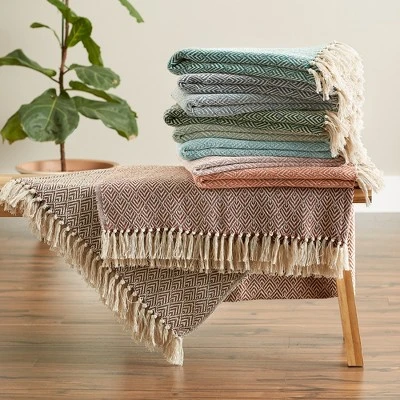 Design Imports Jadeite Diamond Throw 5 Design Imports Jadeite Diamond Throw - Image 5