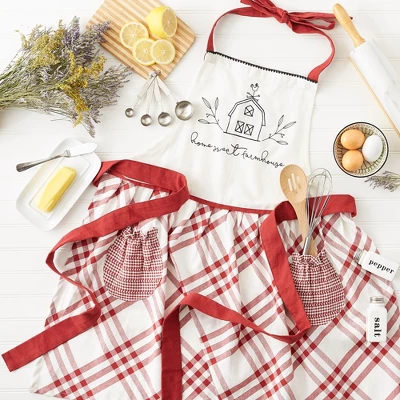 Design Imports Barn Red Home Sweet Farmhouse Apron 3 Design Imports Barn Red Home Sweet Farmhouse Apron - Image 3