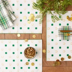 Design Imports Clover Horseshoe Printed Placemat Set/4 11 Design Imports Clover Horseshoe Printed Placemat Set/4 -Design Imports GUEST e74e27ae dc3b 4917 8ddb b6a1a91b54a4