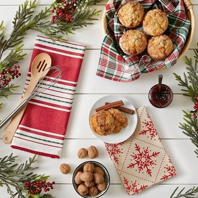 Design Imports Assorted Christmas Dishtowel Set 3 Piece, 18X28", Scandinavian Snowflakes 4 Design Imports Assorted Christmas Dishtowel Set 3 Piece, 18X28", Scandinavian Snowflakes - Image 4