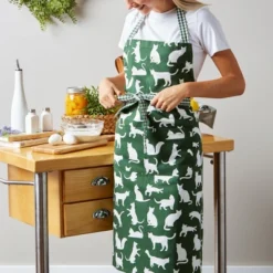 Design Imports Hunter Green Cat Print Chef Apron 14 Design Imports Hunter Green Cat Print Chef Apron -Design Imports GUEST f98e6d4e 3a25 42ad bb6b 72c59ff45996