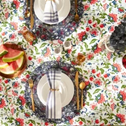 Design Imports Garden Floral Print Outdoor Tablecloth 60X120 17 Design Imports Garden Floral Print Outdoor Tablecloth 60X120 -Design Imports GUEST fd64f1eb 499c 4783 a188 9b48f10cd309